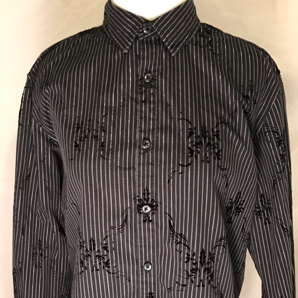 💥 INC dress shirt with unique detailing 💥
